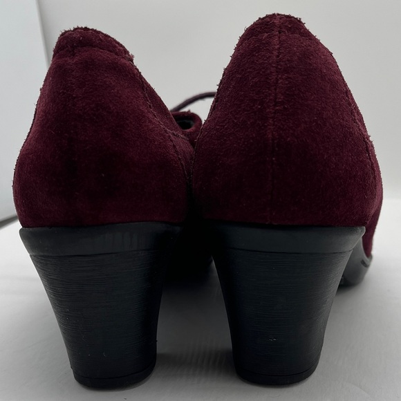 Clarks Bendables Suede Lace Up Heels Women 7 Burgundy Comfy Retro Academia Vamp - Picture 11 of 17
